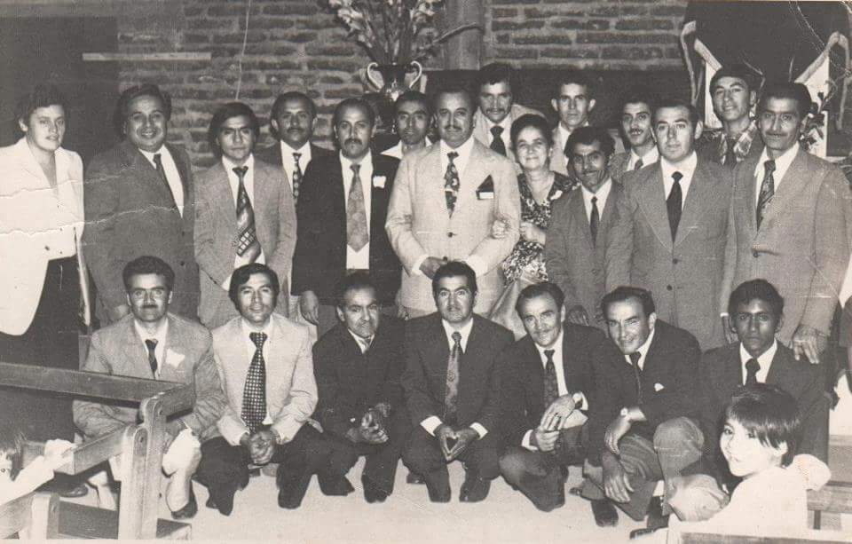 Hermanos Iglesia Central junto al Pastor Carlos San Martín